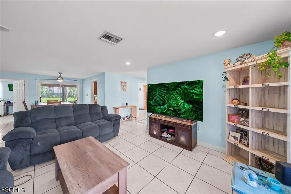 225 SW 45th Terrace Cape Coral FL 33914