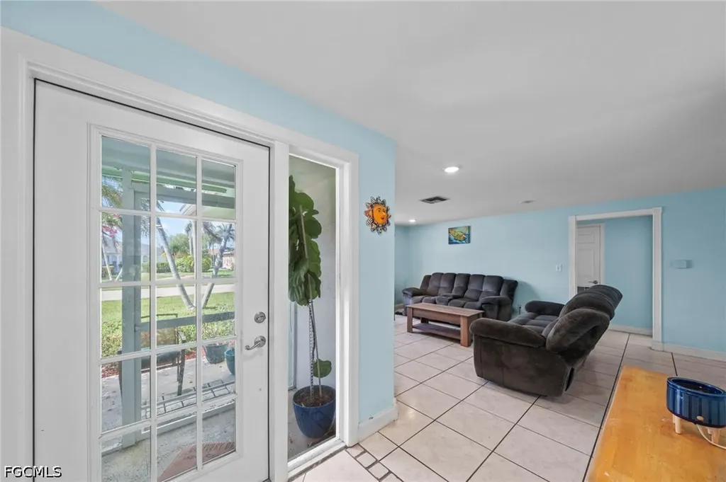225 SW 45th Terrace Cape Coral FL 33914