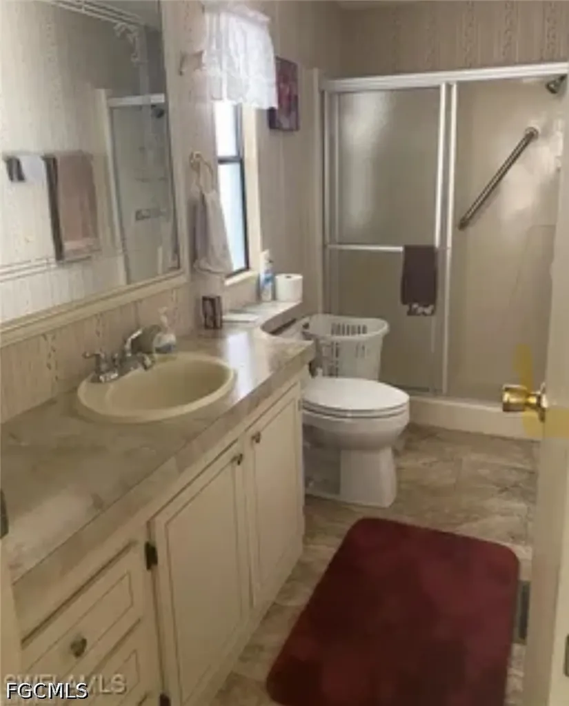 571 Sunrise Lane North Fort Myers FL 33903
