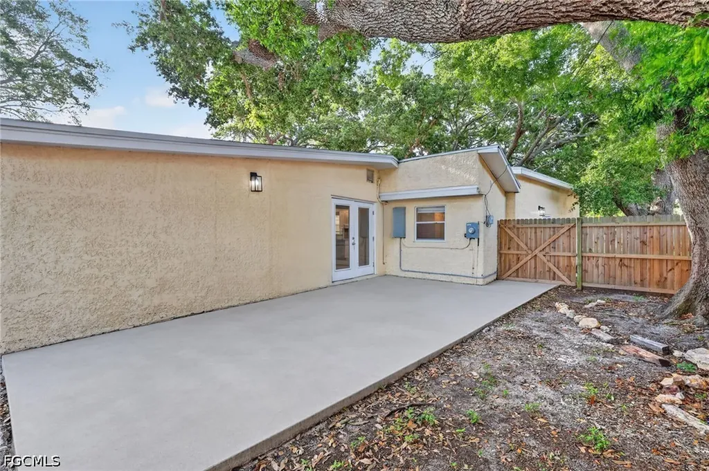 1081 55th Terrace S St. Petersburg FL 33705