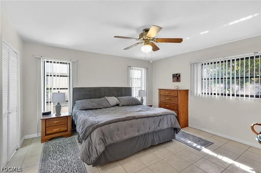 2132 SW 14th Place Cape Coral FL 33991