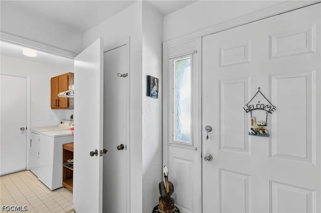 2132 SW 14th Place Cape Coral FL 33991