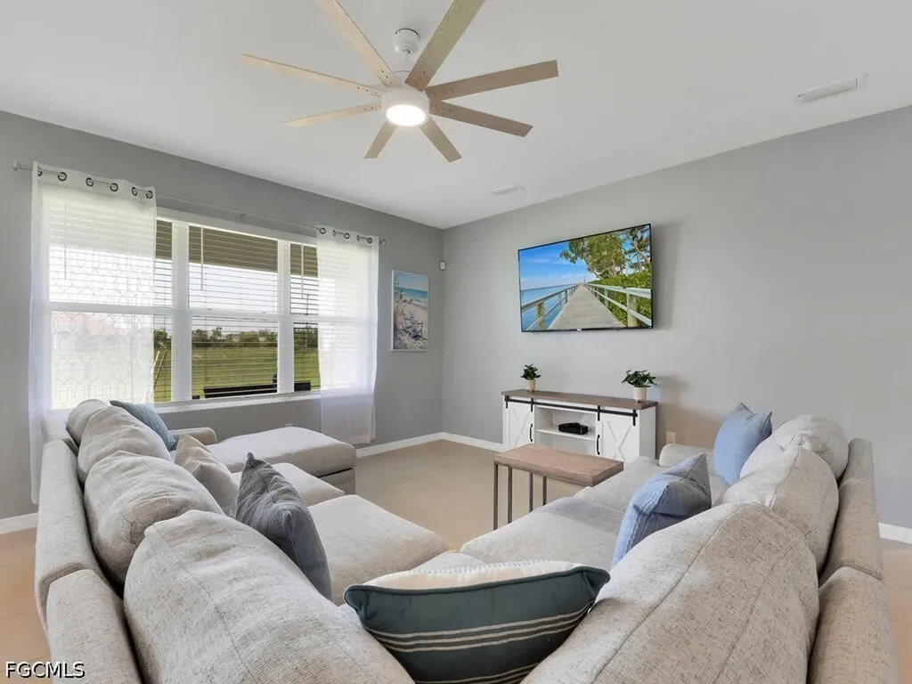 1426 SW Embers Terrace Cape Coral FL 33991
