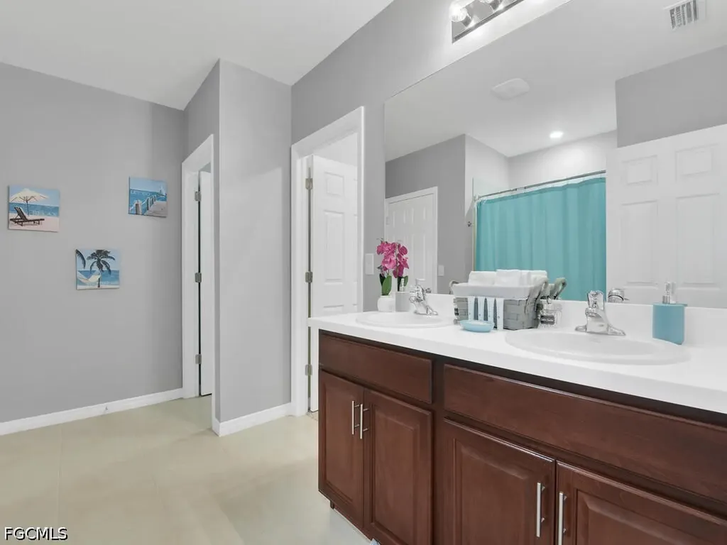 1426 SW Embers Terrace Cape Coral FL 33991