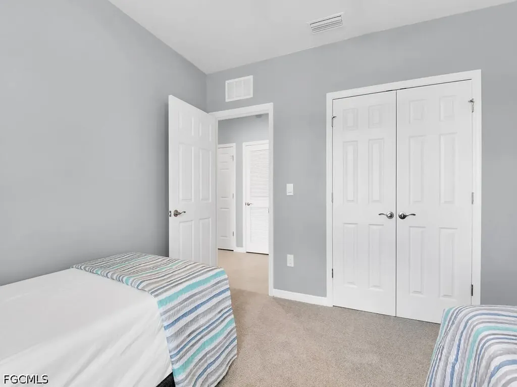 1426 SW Embers Terrace Cape Coral FL 33991