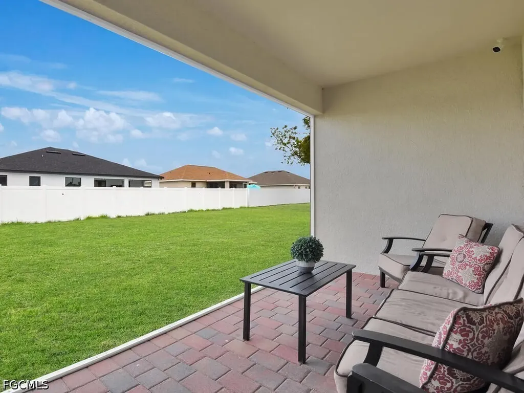1426 SW Embers Terrace Cape Coral FL 33991