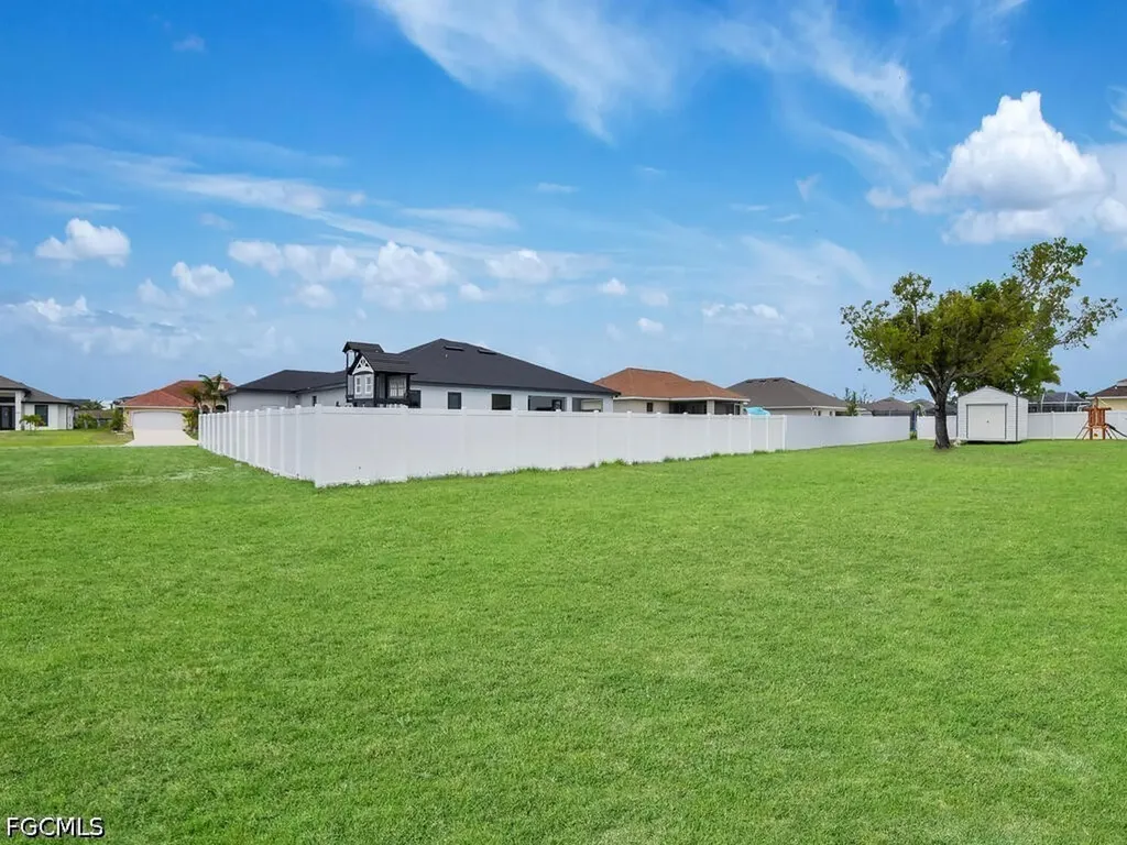 1426 SW Embers Terrace Cape Coral FL 33991
