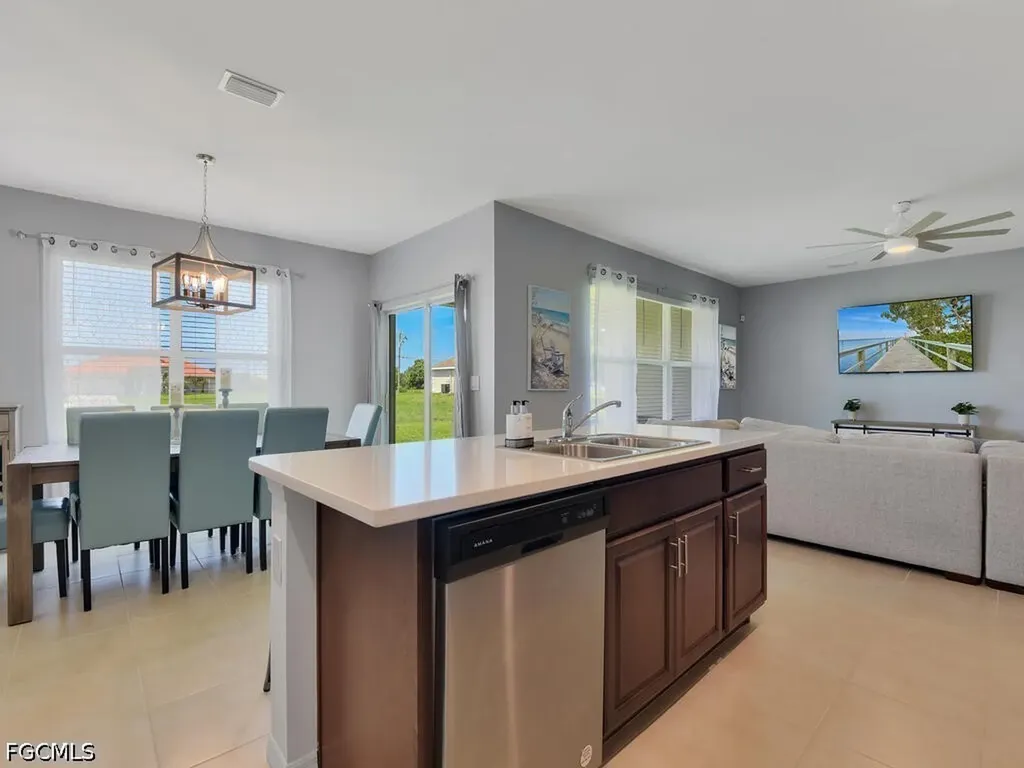 1426 SW Embers Terrace Cape Coral FL 33991