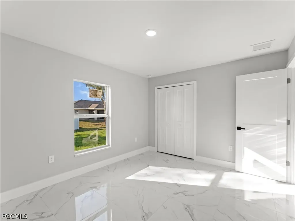 1242 NW 22nd Avenue Cape Coral FL 33993