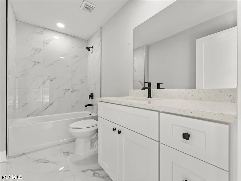 1242 NW 22nd Avenue Cape Coral FL 33993