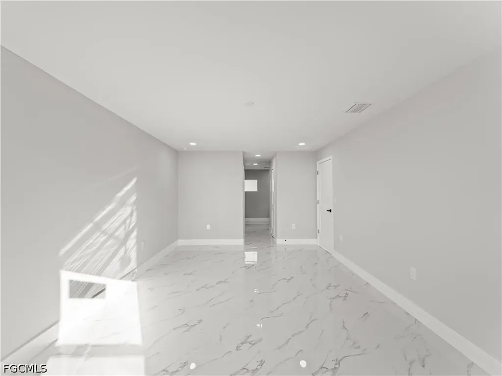 1242 NW 22nd Avenue Cape Coral FL 33993