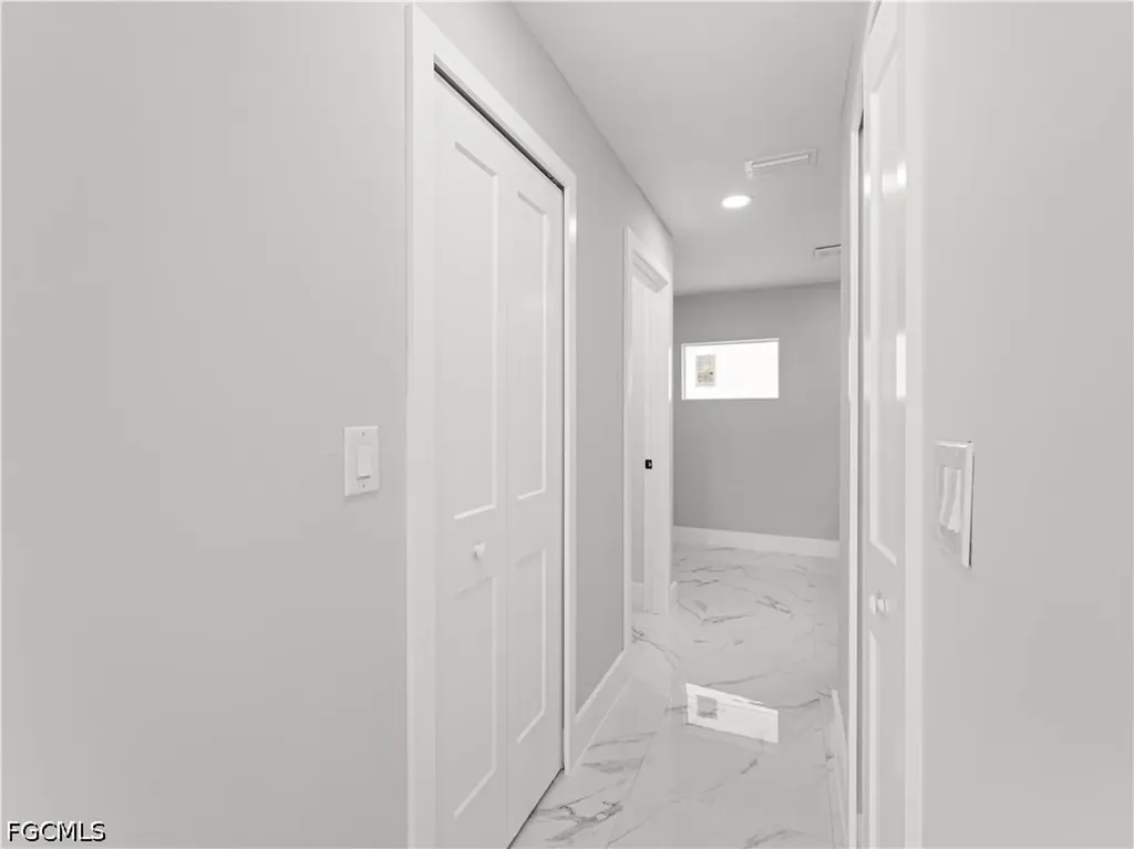 1242 NW 22nd Avenue Cape Coral FL 33993