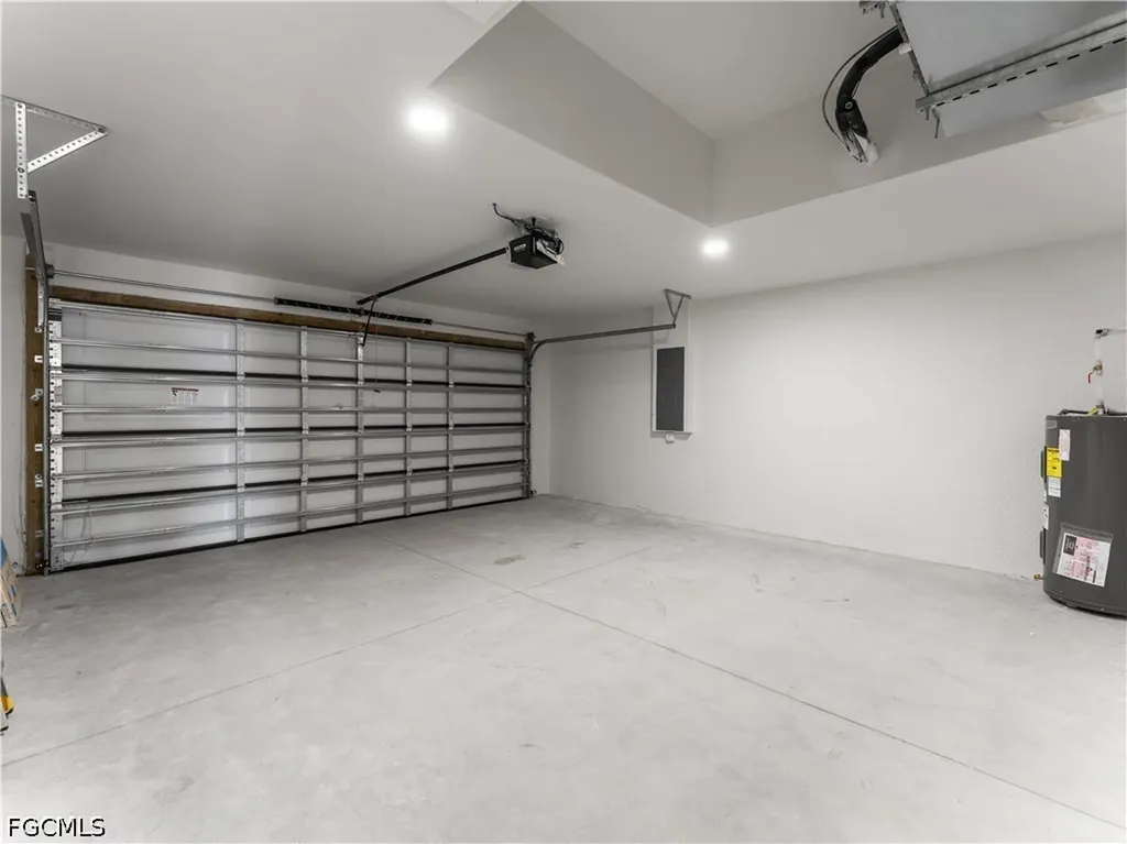 1242 NW 22nd Avenue Cape Coral FL 33993
