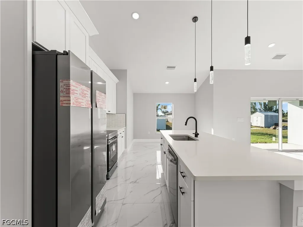1242 NW 22nd Avenue Cape Coral FL 33993