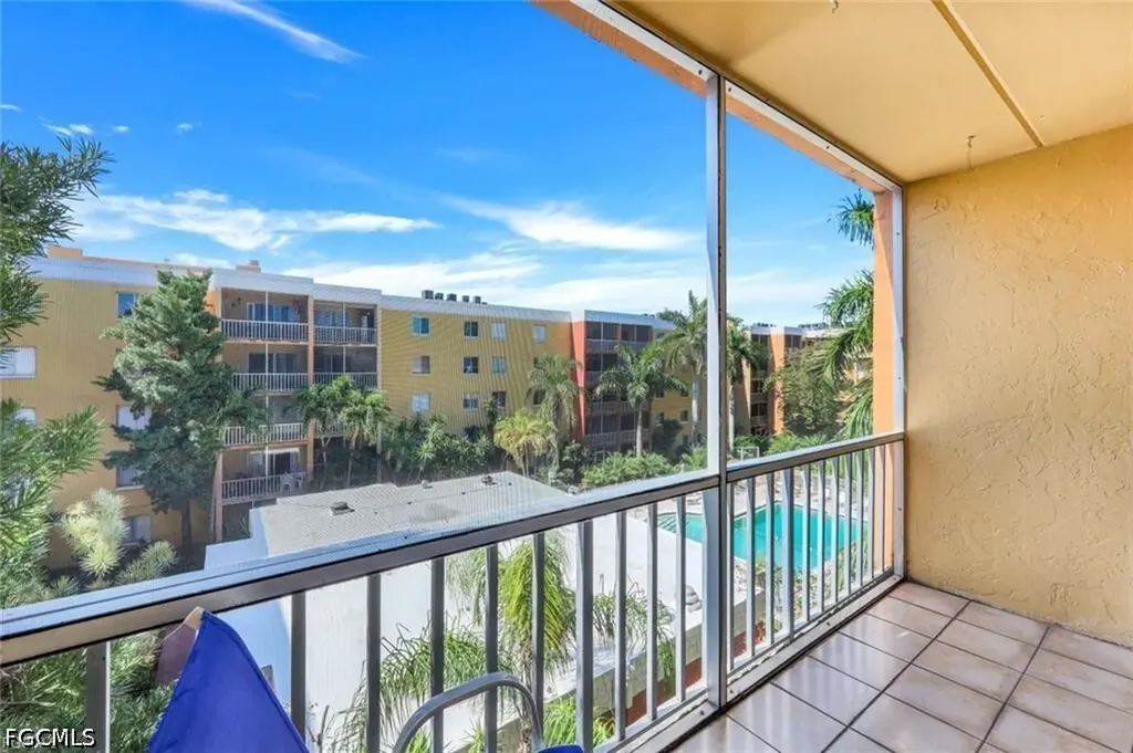 2366 E Mall Drive Fort Myers FL 33901