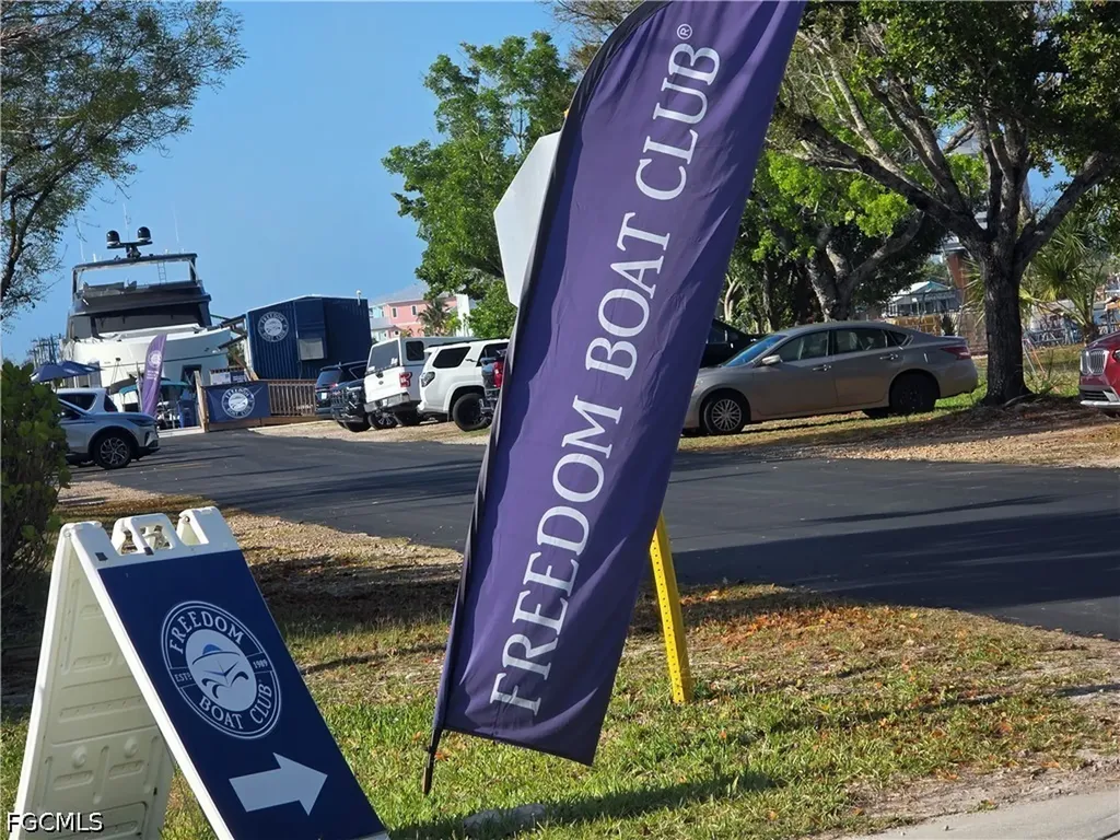 8 Helen Lane Fort Myers Beach FL 33931
