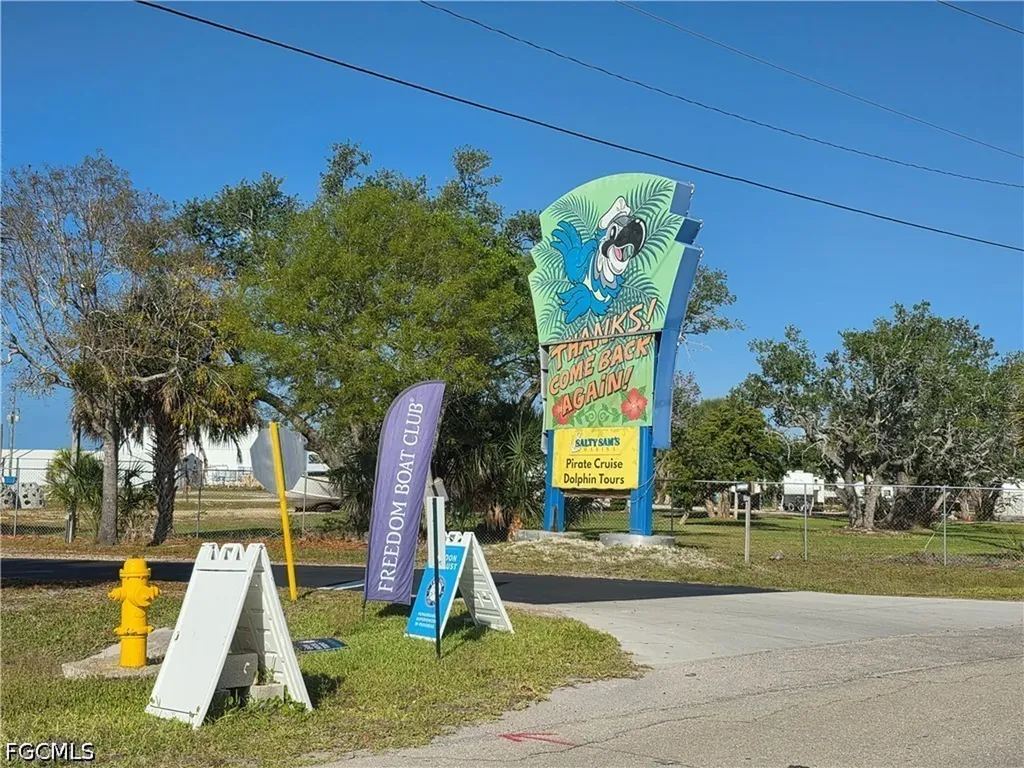 8 Helen Lane Fort Myers Beach FL 33931