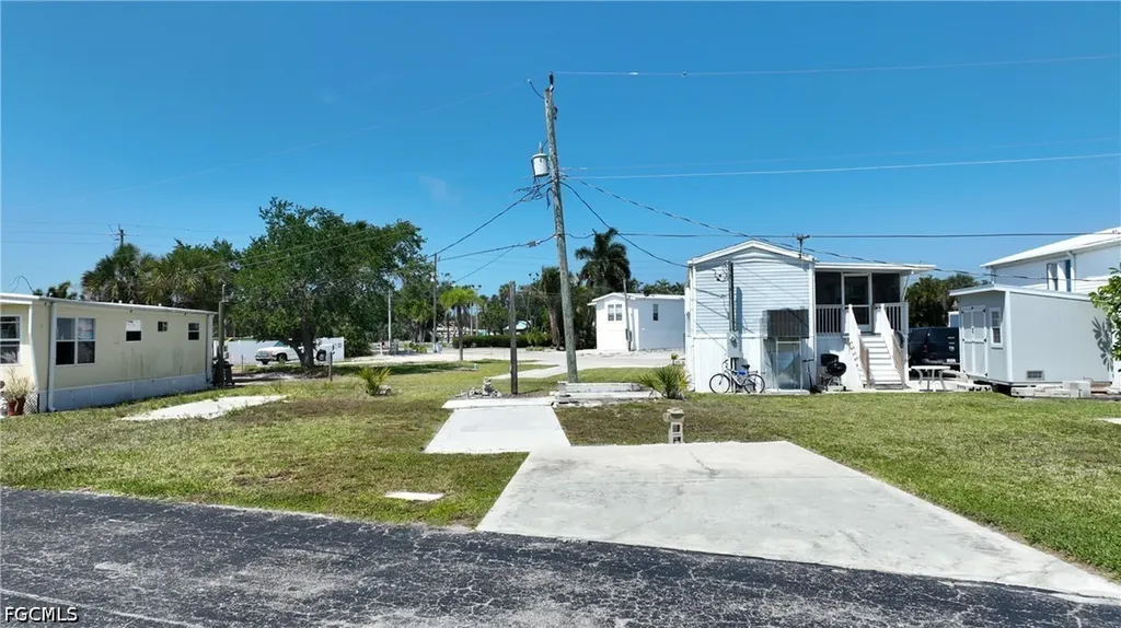8 Helen Lane Fort Myers Beach FL 33931