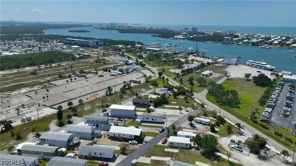 8 Helen Lane Fort Myers Beach FL 33931