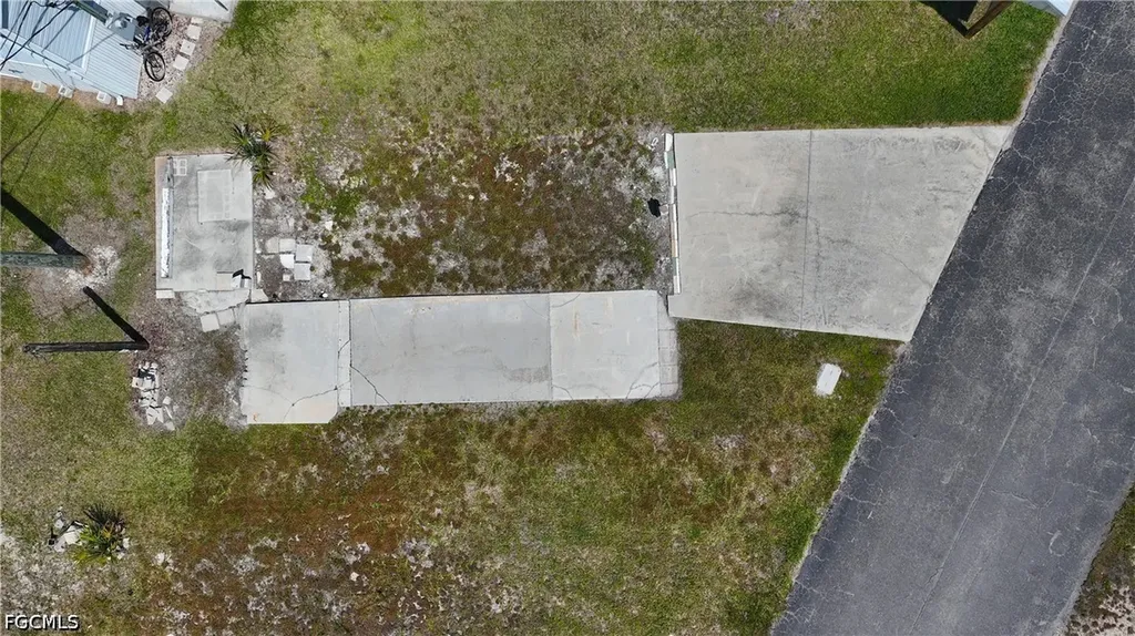 8 Helen Lane Fort Myers Beach FL 33931