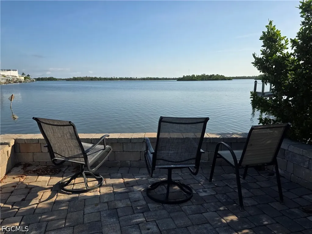 8 Helen Lane Fort Myers Beach FL 33931