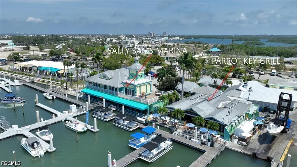 8 Helen Lane Fort Myers Beach FL 33931