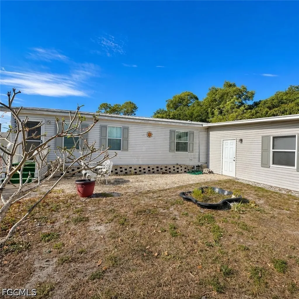 2520 Brownell Court North Fort Myers FL 33917