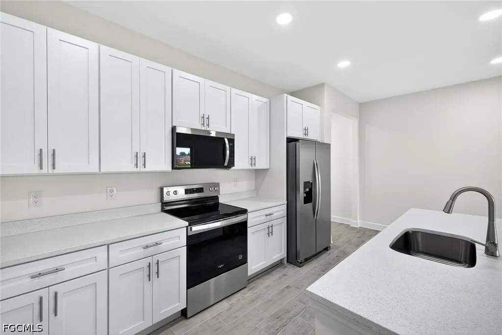 529 NW 23rd Street Cape Coral FL 33993