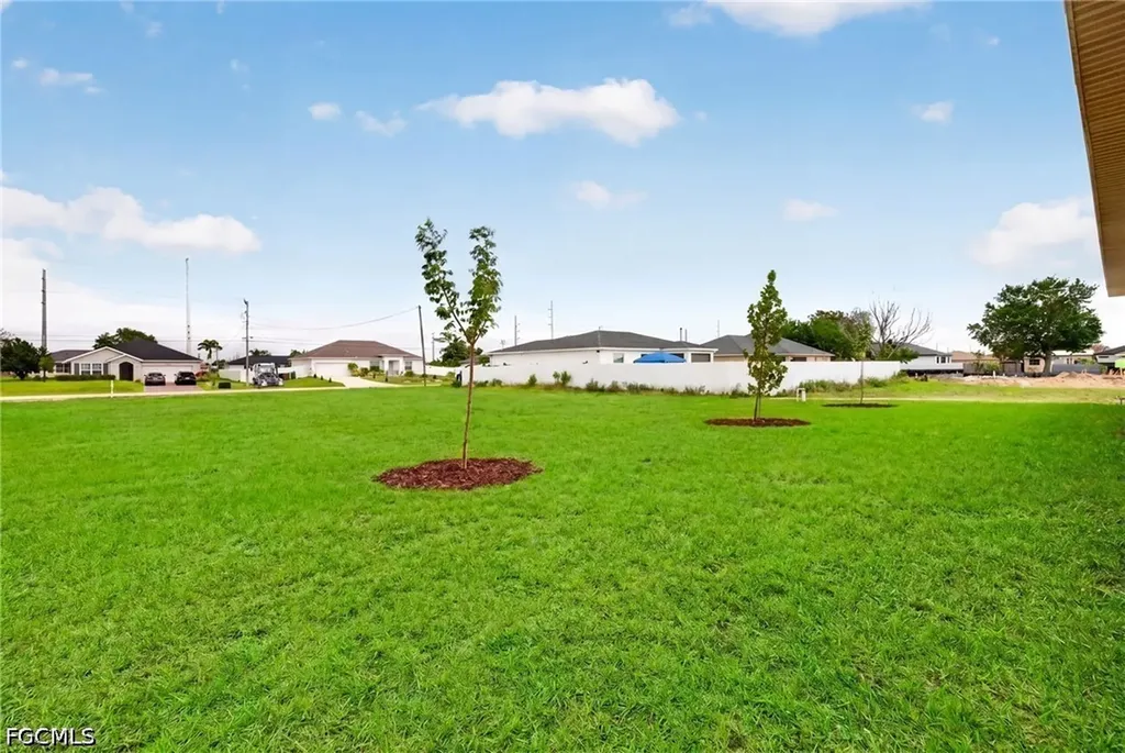 529 NW 23rd Street Cape Coral FL 33993