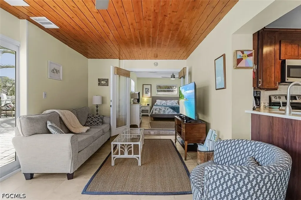 3664 Bayview Avenue St. James City FL 33956