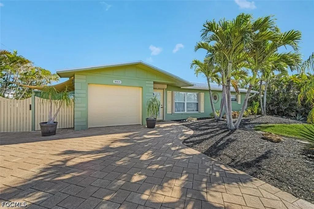 3664 Bayview Avenue St. James City FL 33956