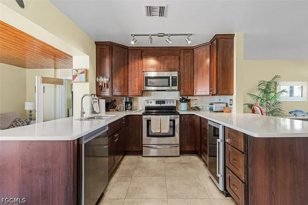 3664 Bayview Avenue St. James City FL 33956