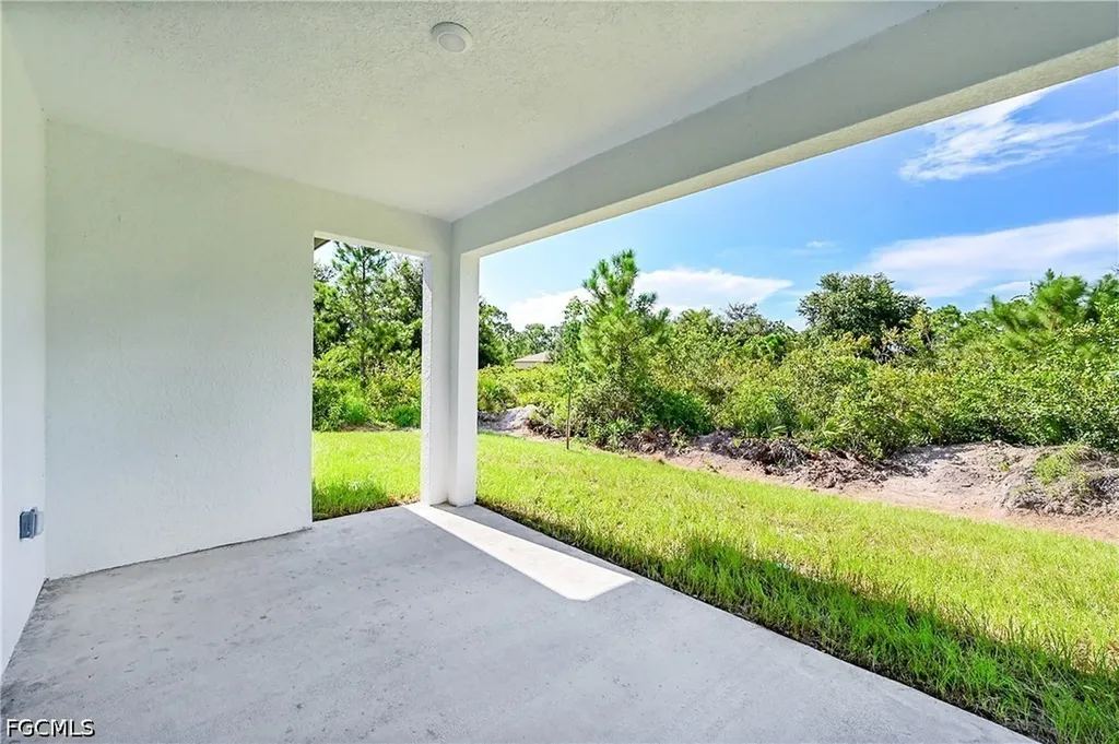 767 Nina Avenue S Lehigh Acres FL 33974