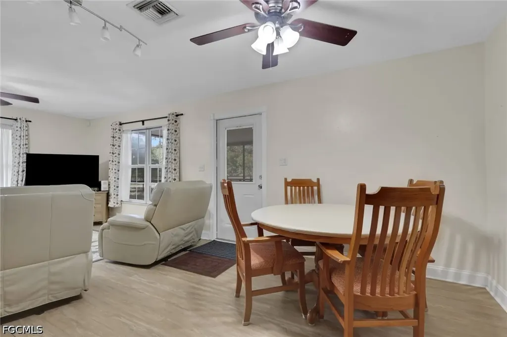 2431 Lippincott Road Alva FL 33920