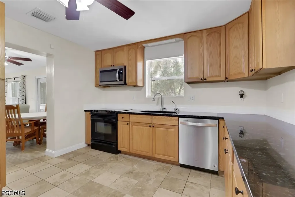 2431 Lippincott Road Alva FL 33920
