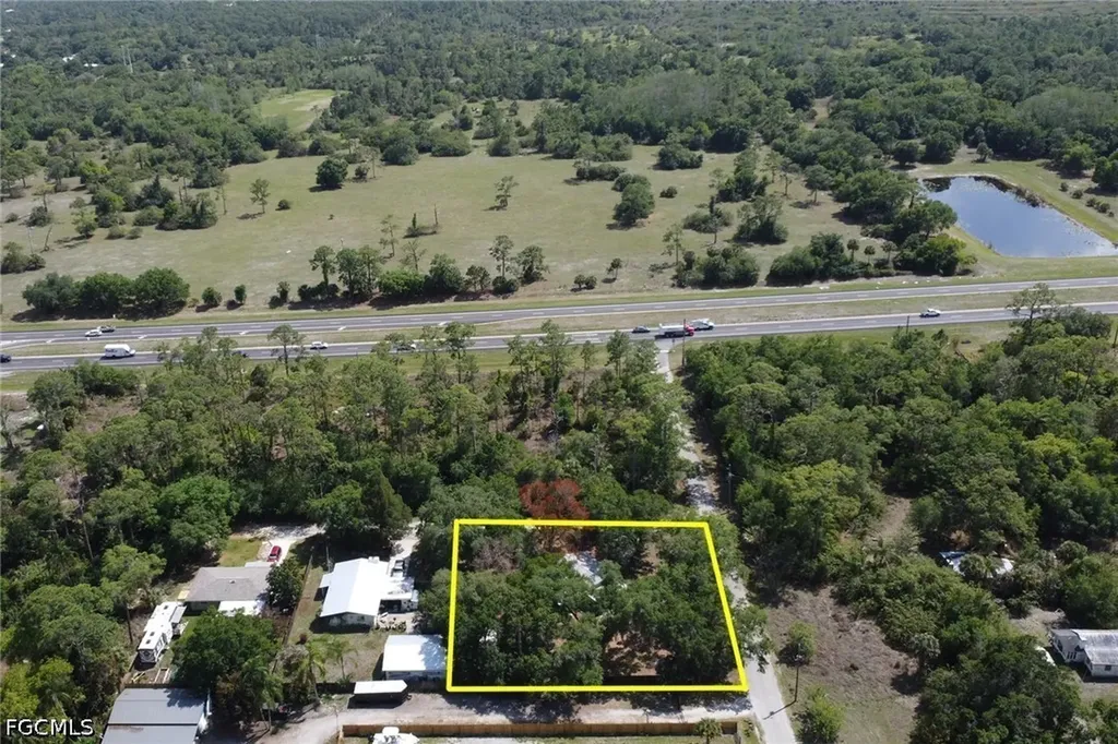 2431 Lippincott Road Alva FL 33920