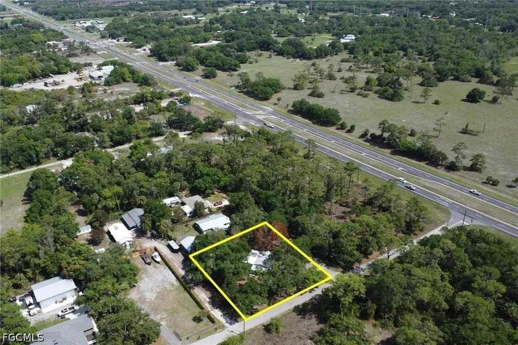 2431 Lippincott Road Alva FL 33920