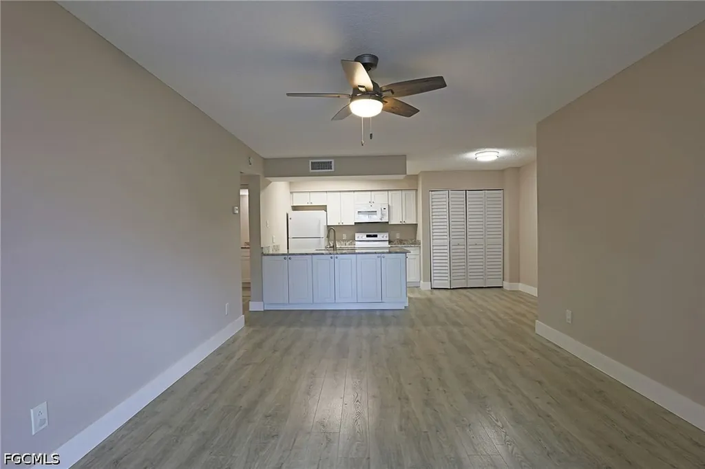 5307 Summerlin Road Fort Myers FL 33919