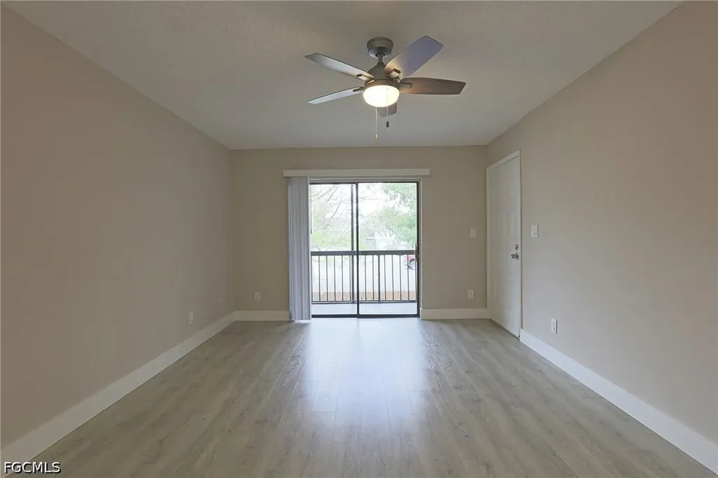 5307 Summerlin Road Fort Myers FL 33919