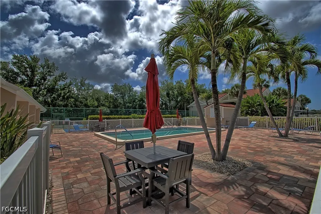 9627 Eaton Gardens Lane Fort Myers FL 33919