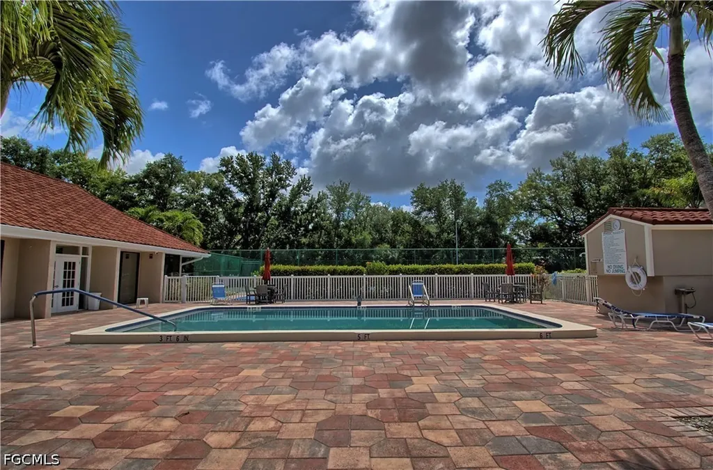 9627 Eaton Gardens Lane Fort Myers FL 33919