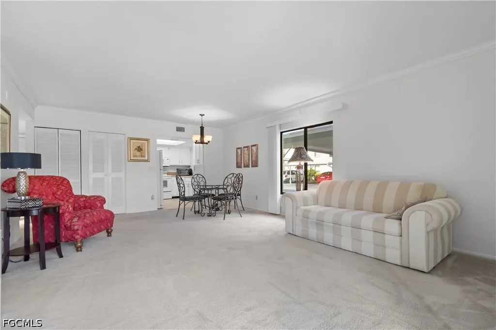 9627 Eaton Gardens Lane Fort Myers FL 33919