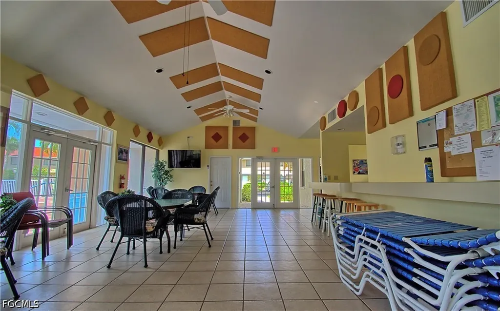 9627 Eaton Gardens Lane Fort Myers FL 33919