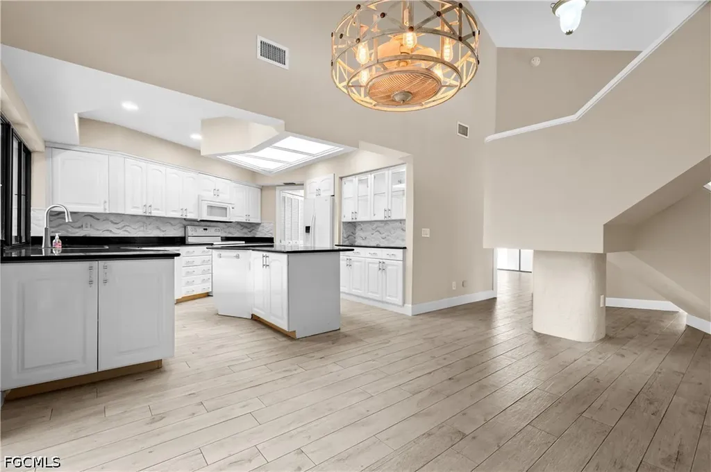 12331 Oak Brook Court Fort Myers FL 33908