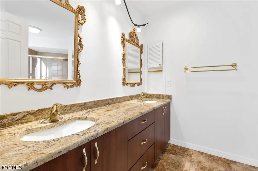 12331 Oak Brook Court Fort Myers FL 33908