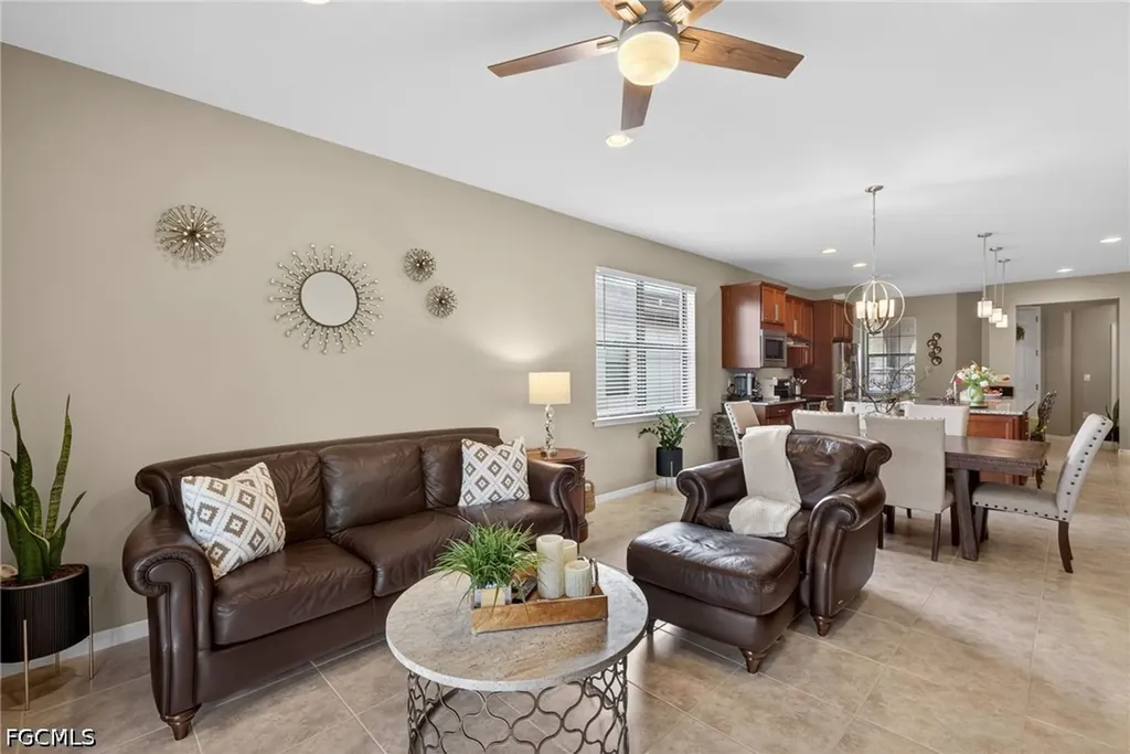 10894 Glenhurst Street Fort Myers FL 33913