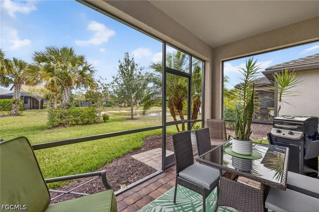10894 Glenhurst Street Fort Myers FL 33913