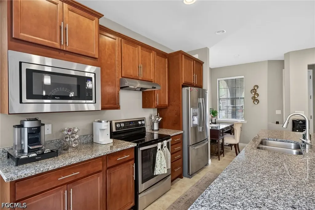 10894 Glenhurst Street Fort Myers FL 33913