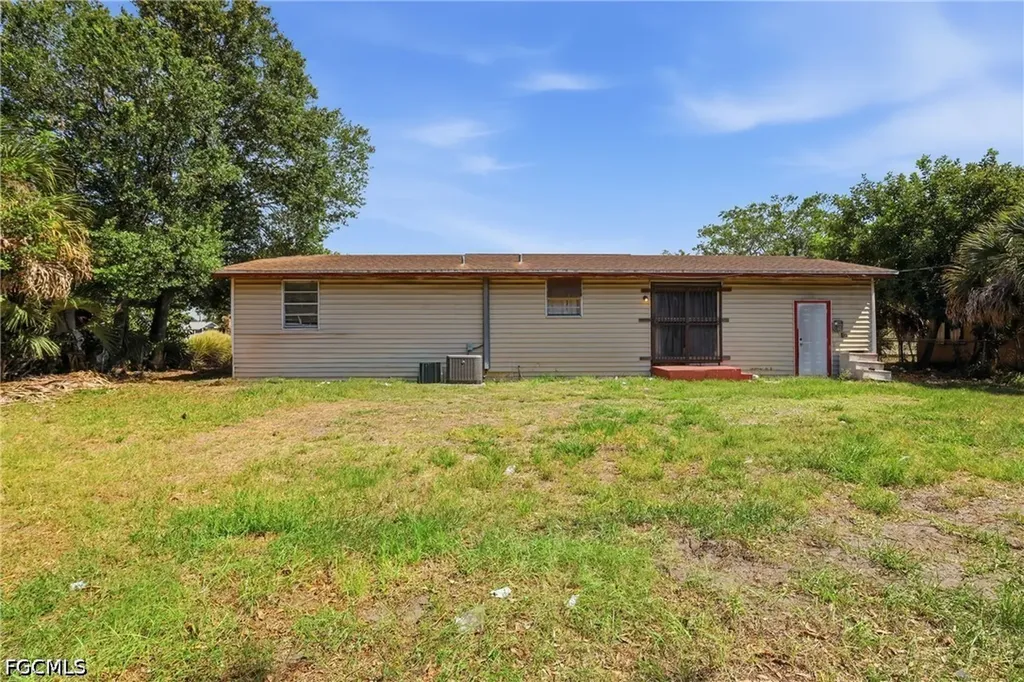 1004 Kentucky Avenue Clewiston FL 33440