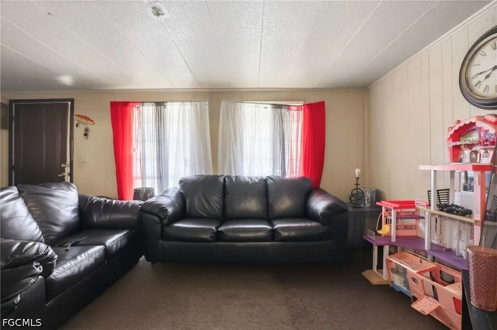 1004 Kentucky Avenue Clewiston FL 33440